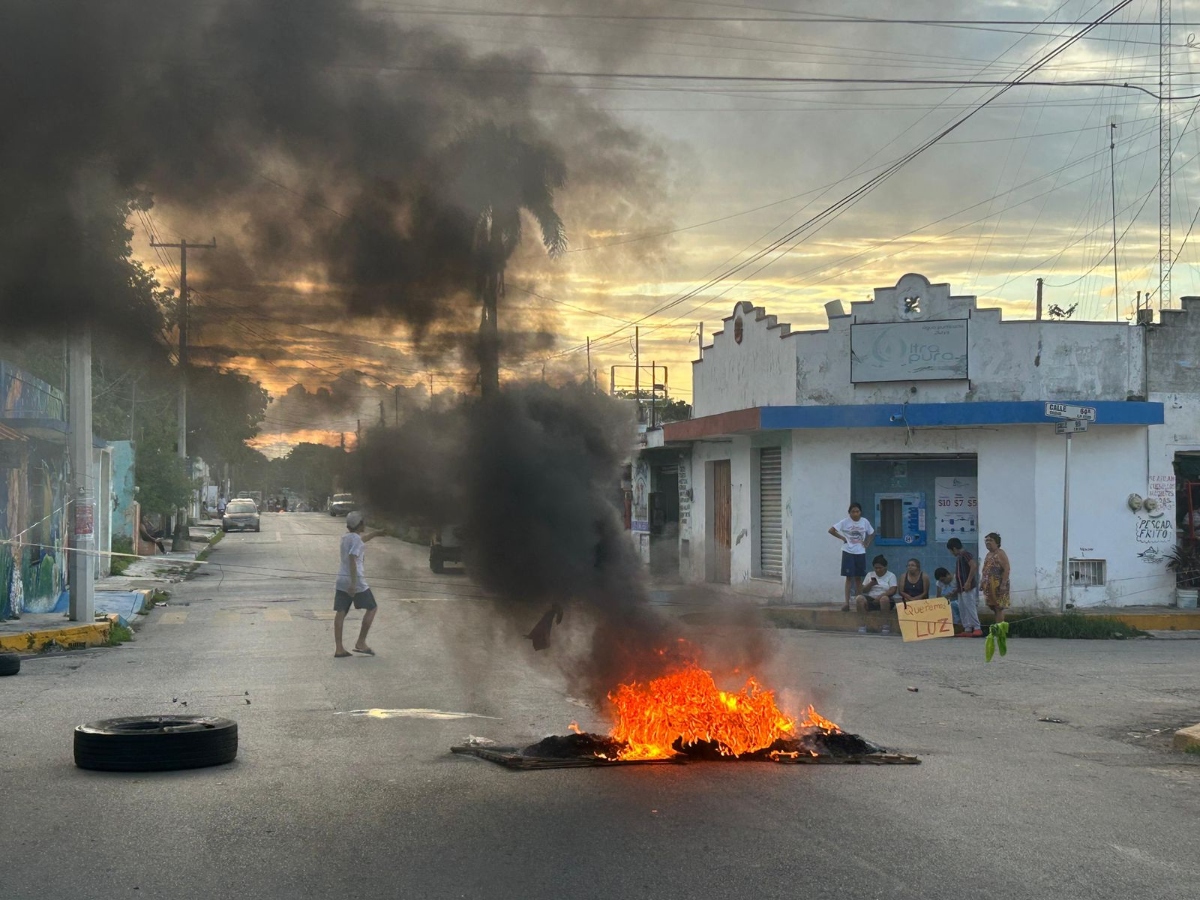 Protesta Xcalachen Cfe